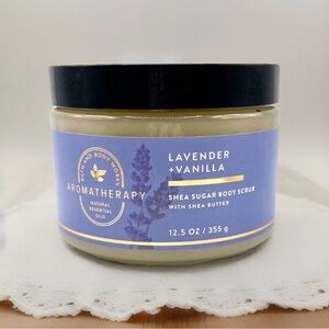 Bath & Body Works Lavender Vanilla Body Scrub (12.5 oz)